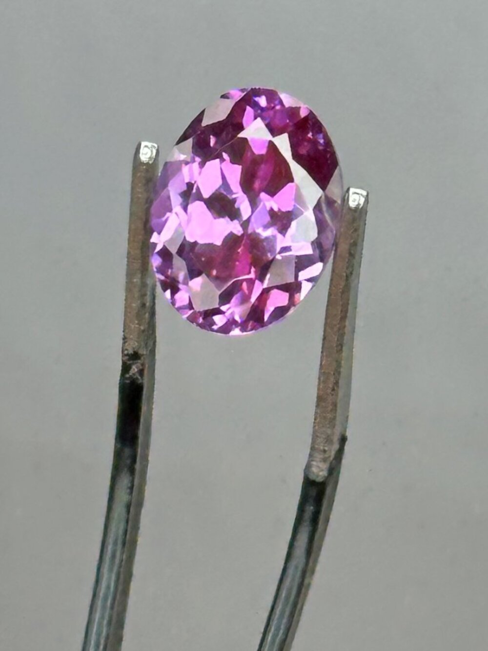 Certified Excellent Oval Kunzite Gem